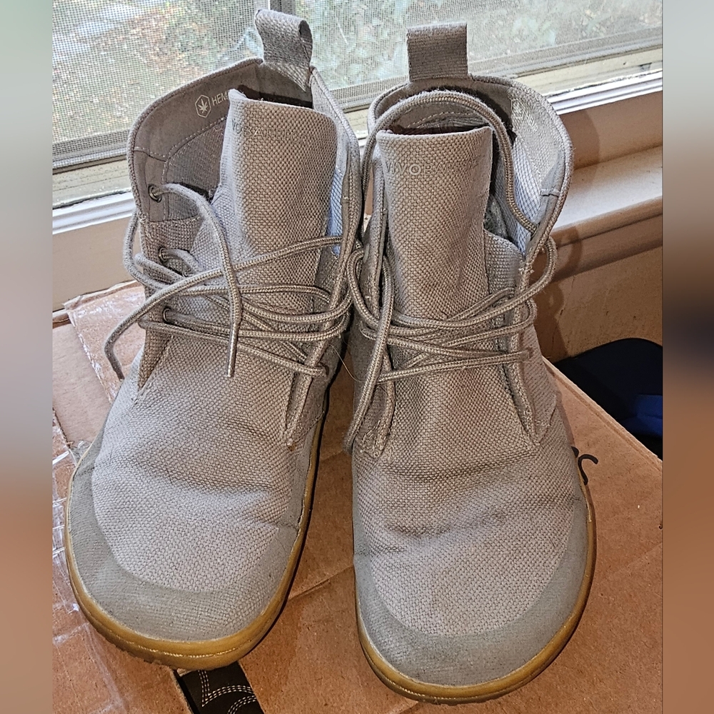 Vivobarefoot hi-top Gobi hemp W7